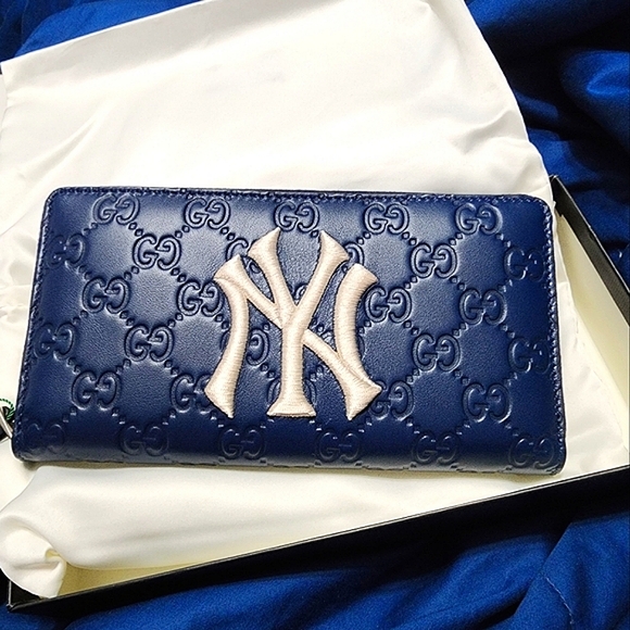 Gucci Handbags - New York Yankees Gucci Guccisima Leather Wallet Brand New All inclusive Giftable